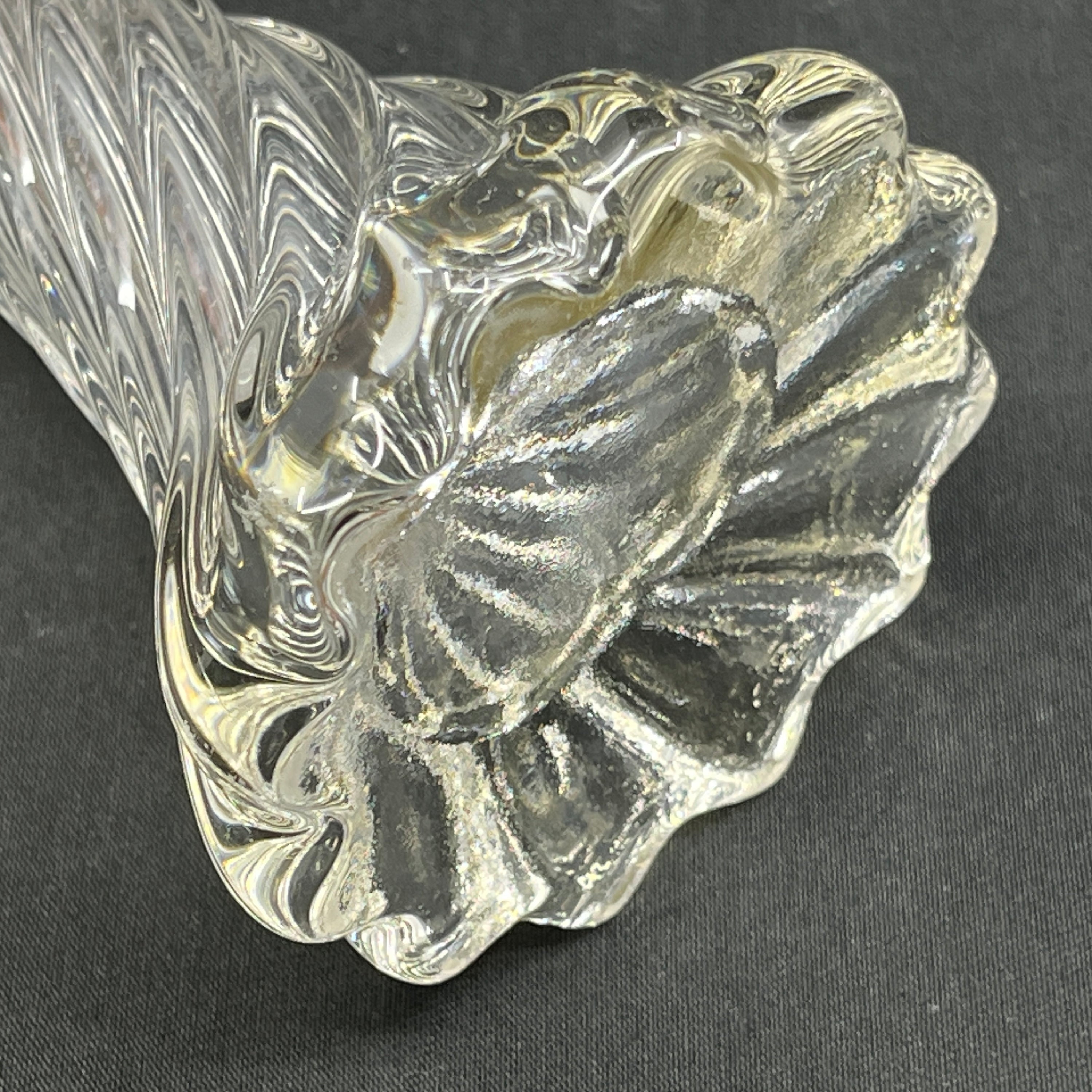 En snoet vase fra 1950'erne, 32 cm.