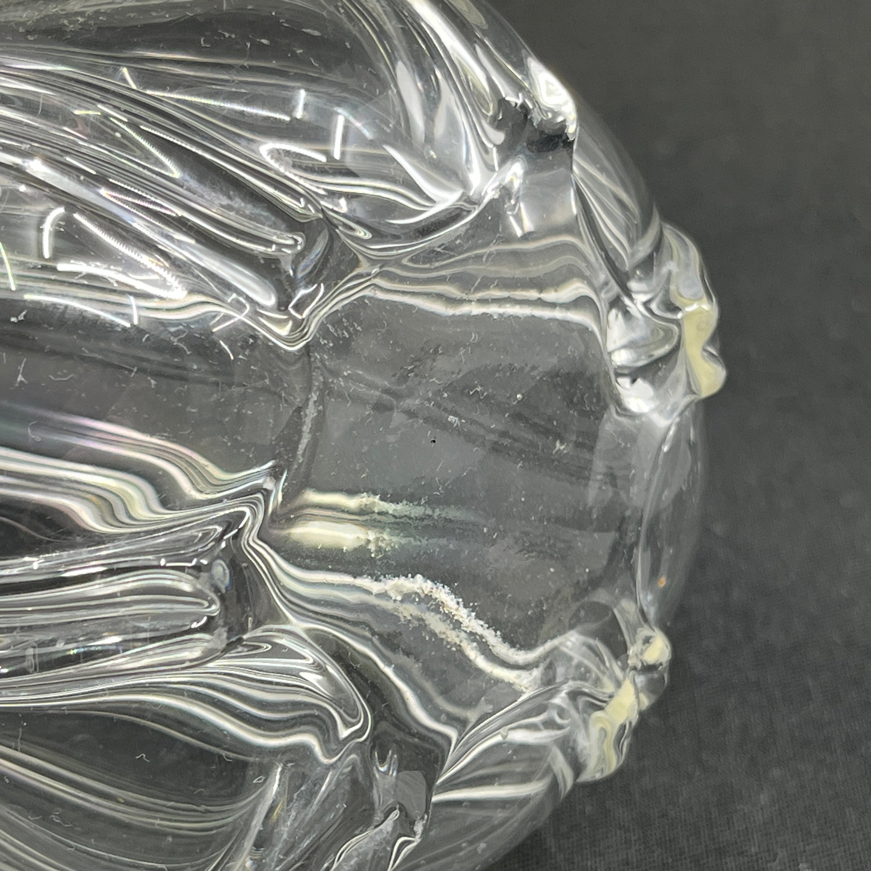 Fin dråbeformet vase fra 1920'erne, 16 cm.