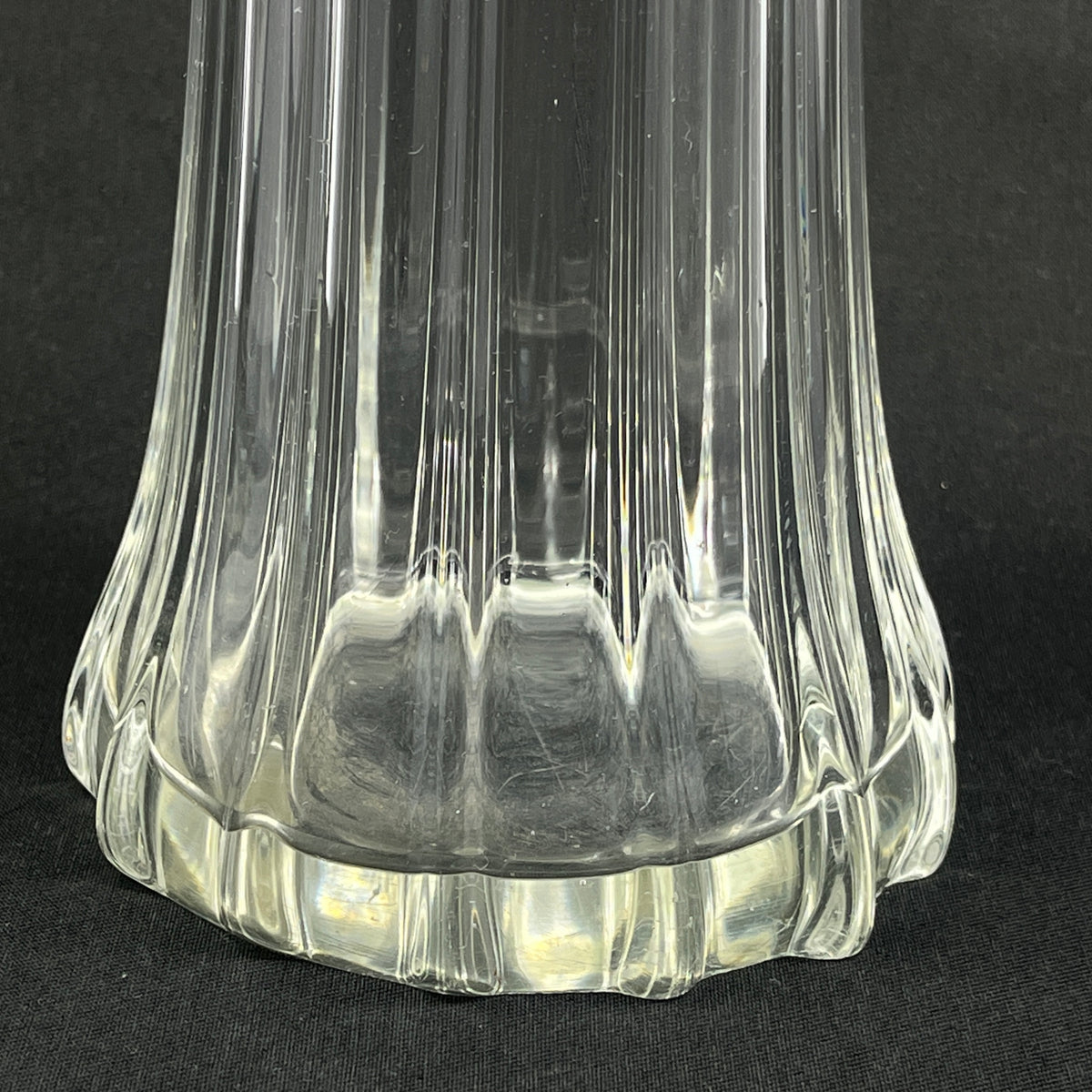 Fine cylindrical vase from the 1920s