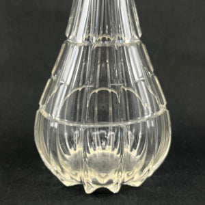 Høj vase med fine slibninger, 25 cm.