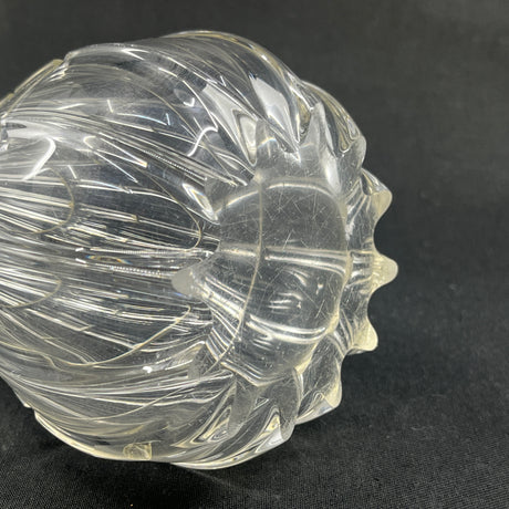 Høj vase med fine slibninger, 25 cm.