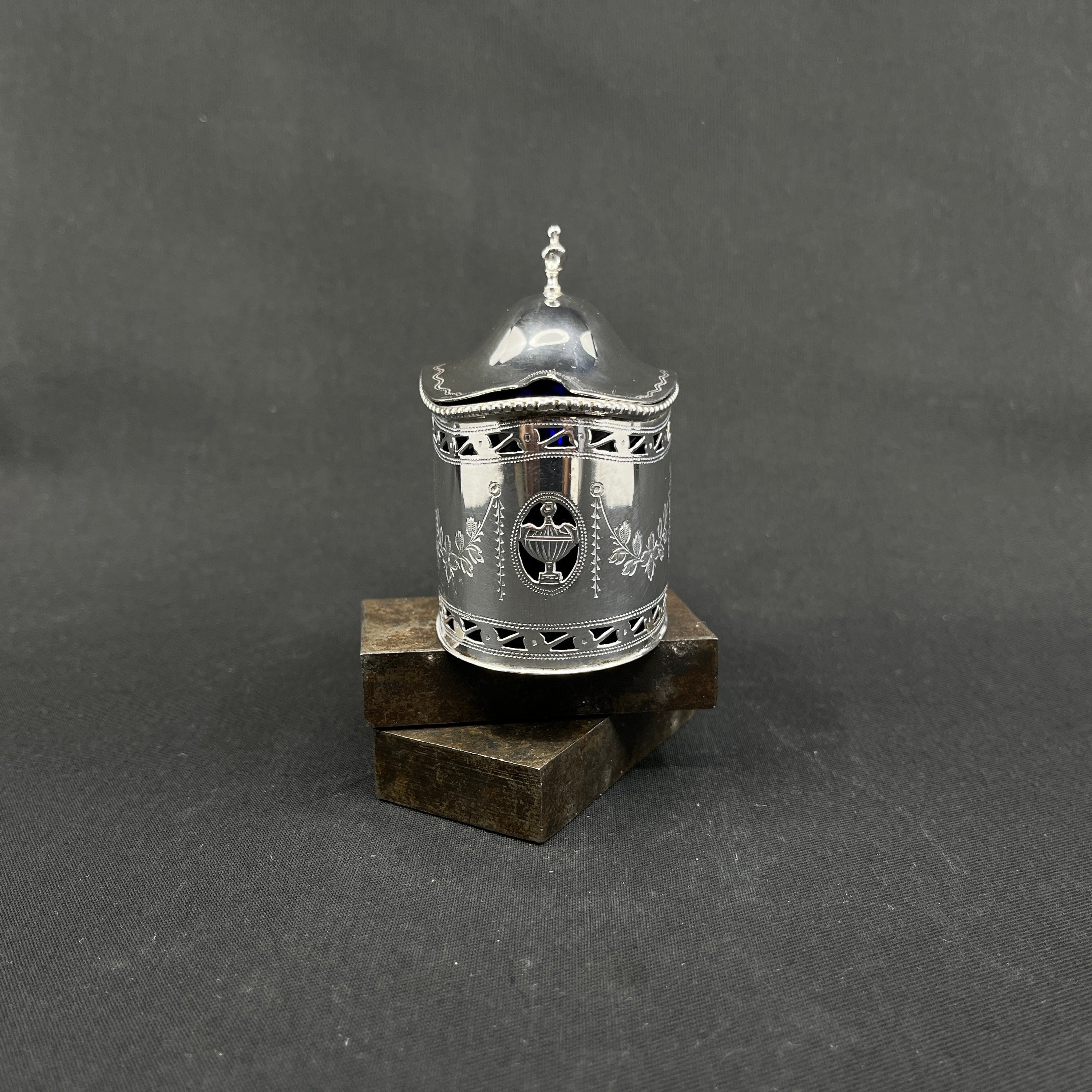 Sennepskrukke i sølv fra 1929