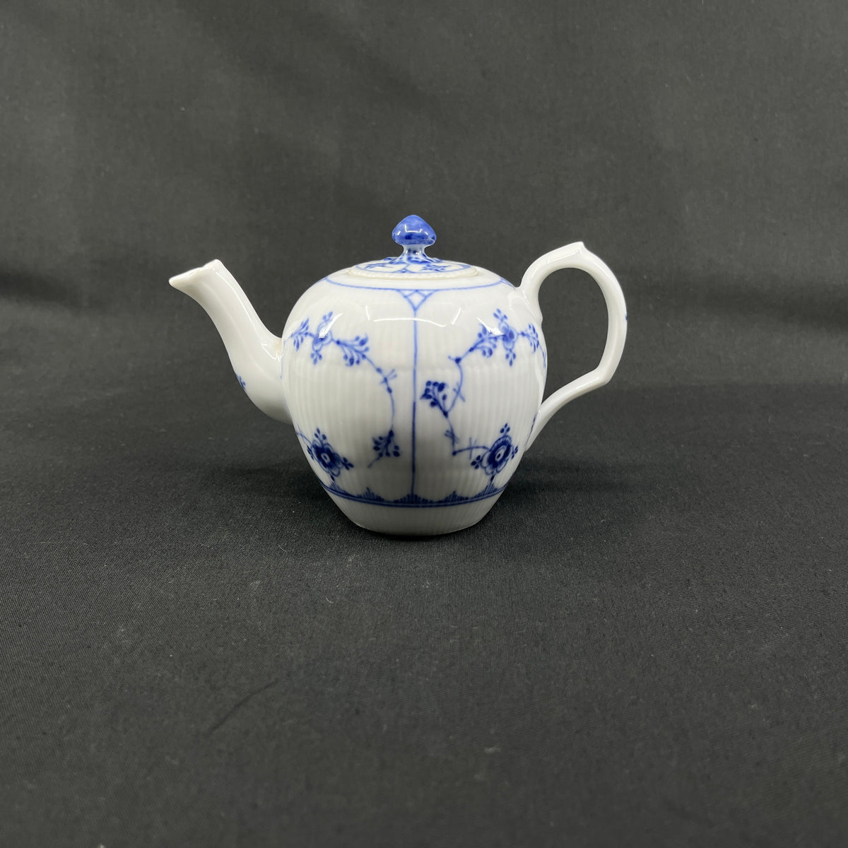 Small rare Blue Fluted Plain teapot, 1/247