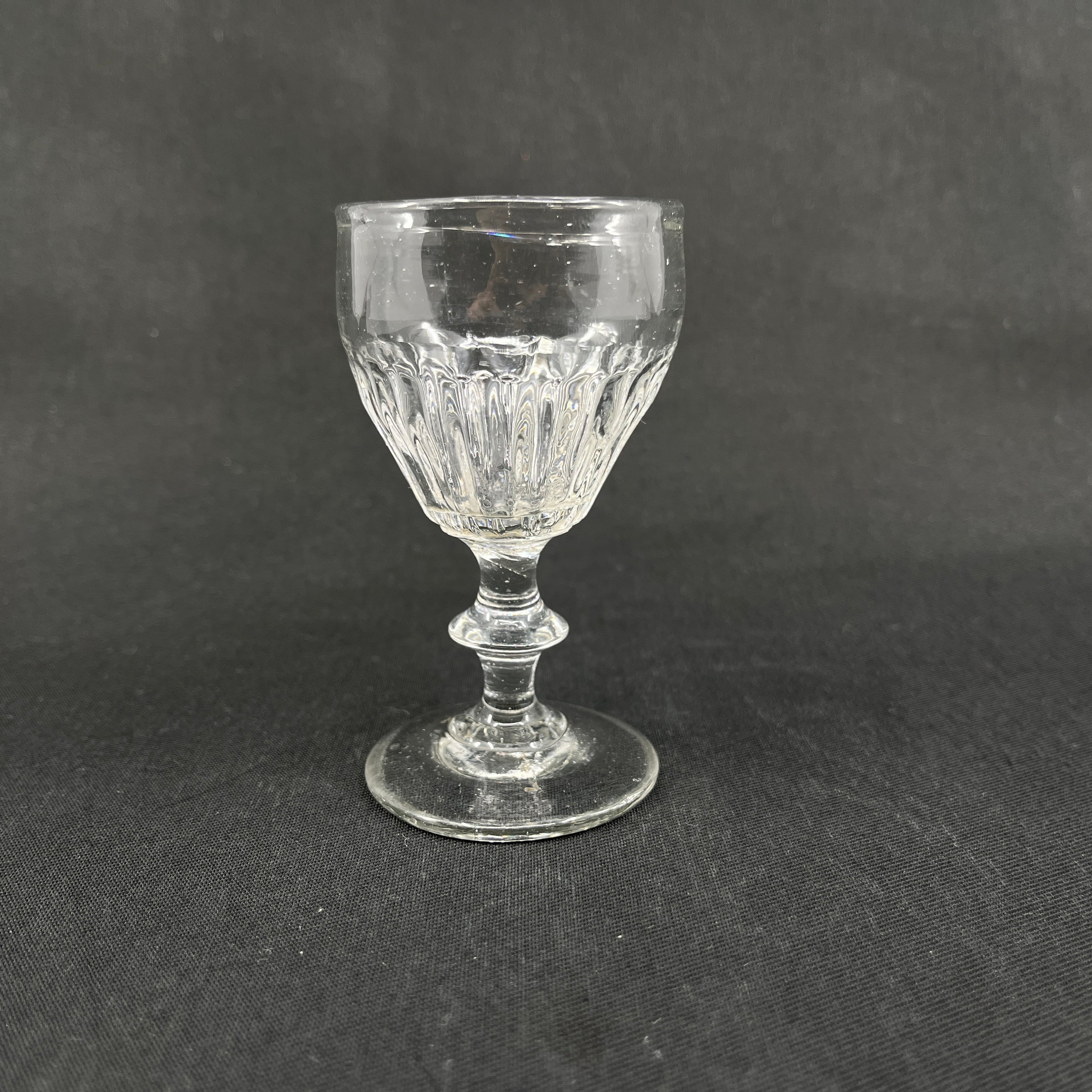 Fastblæst glas fra Conradsminde