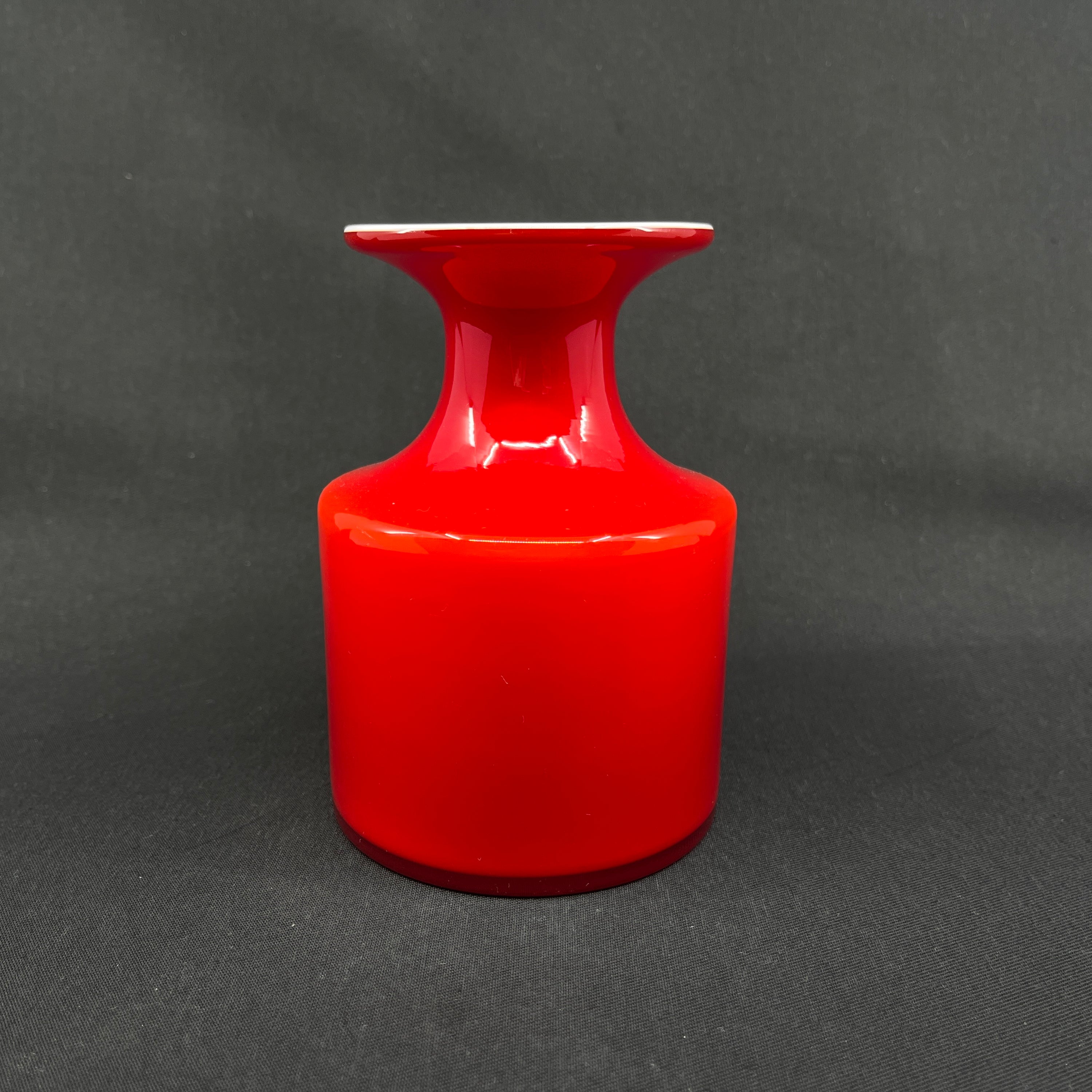 Red Carnaby vase