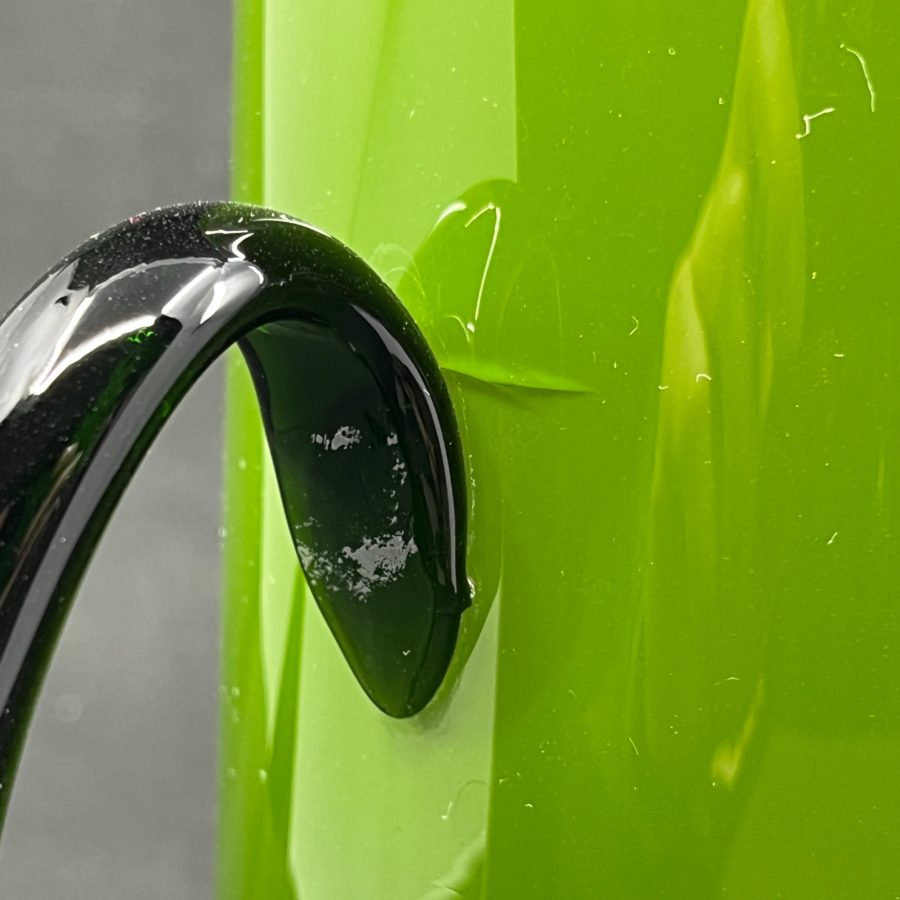 Grøn Palet kande, fejl ved hank