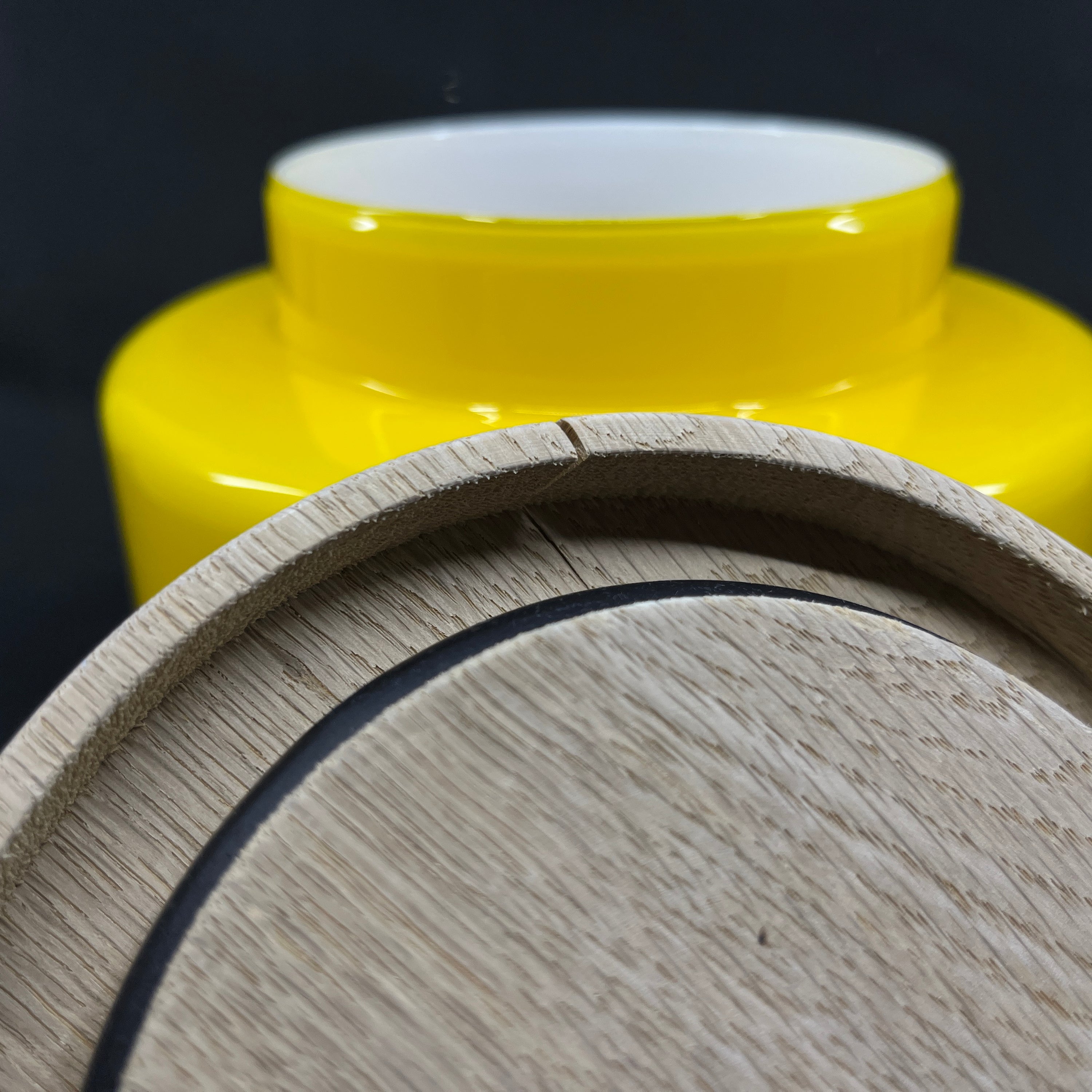 Gul Palet krukke - Ost, fejl på låg