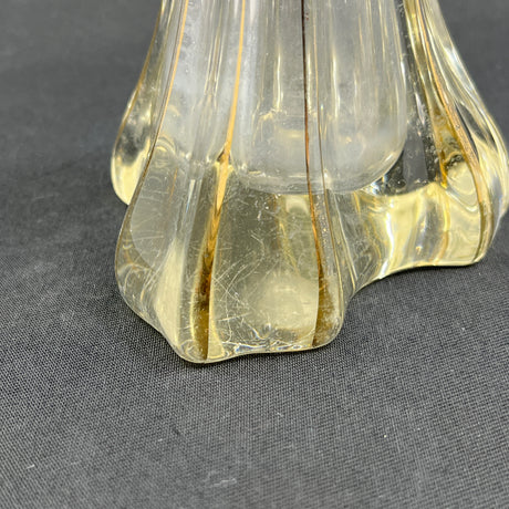 Slank liljevase med guld, 32 cm.