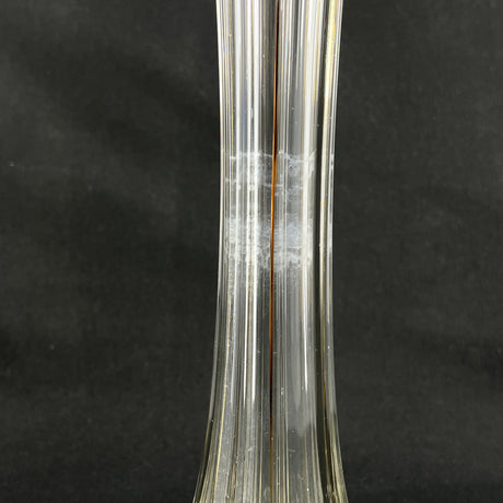 Slank liljevase med guld, 32 cm.