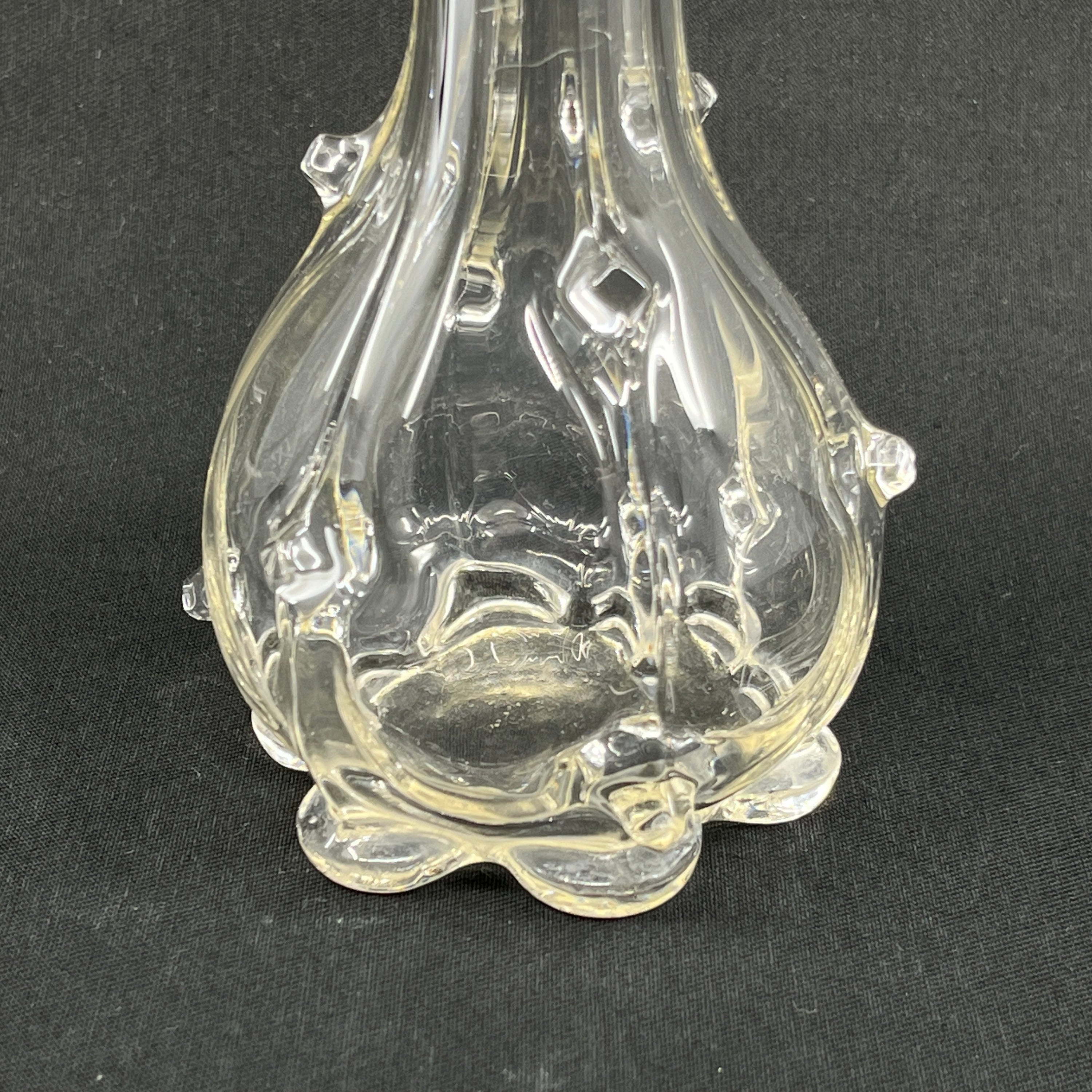 Beautiful polished lily vase from the 1920s, 20 cm.