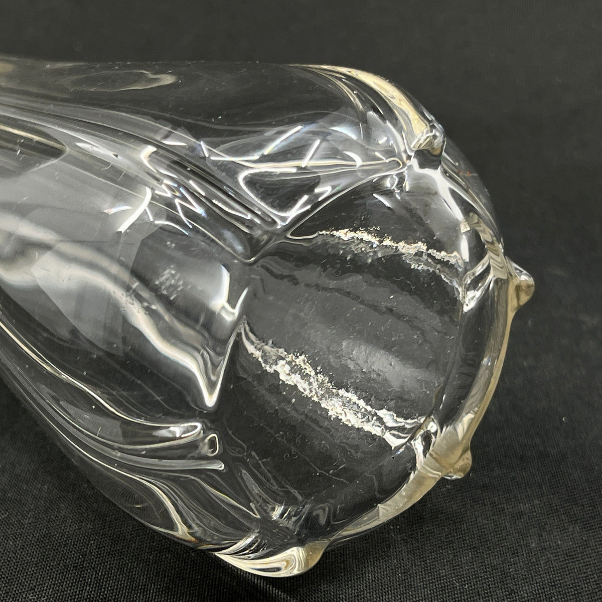 Fine slim vase from the 1920s, 21 cm.