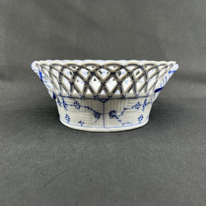 Blue Fluted Full Lace Fruit Bowl 1/1050