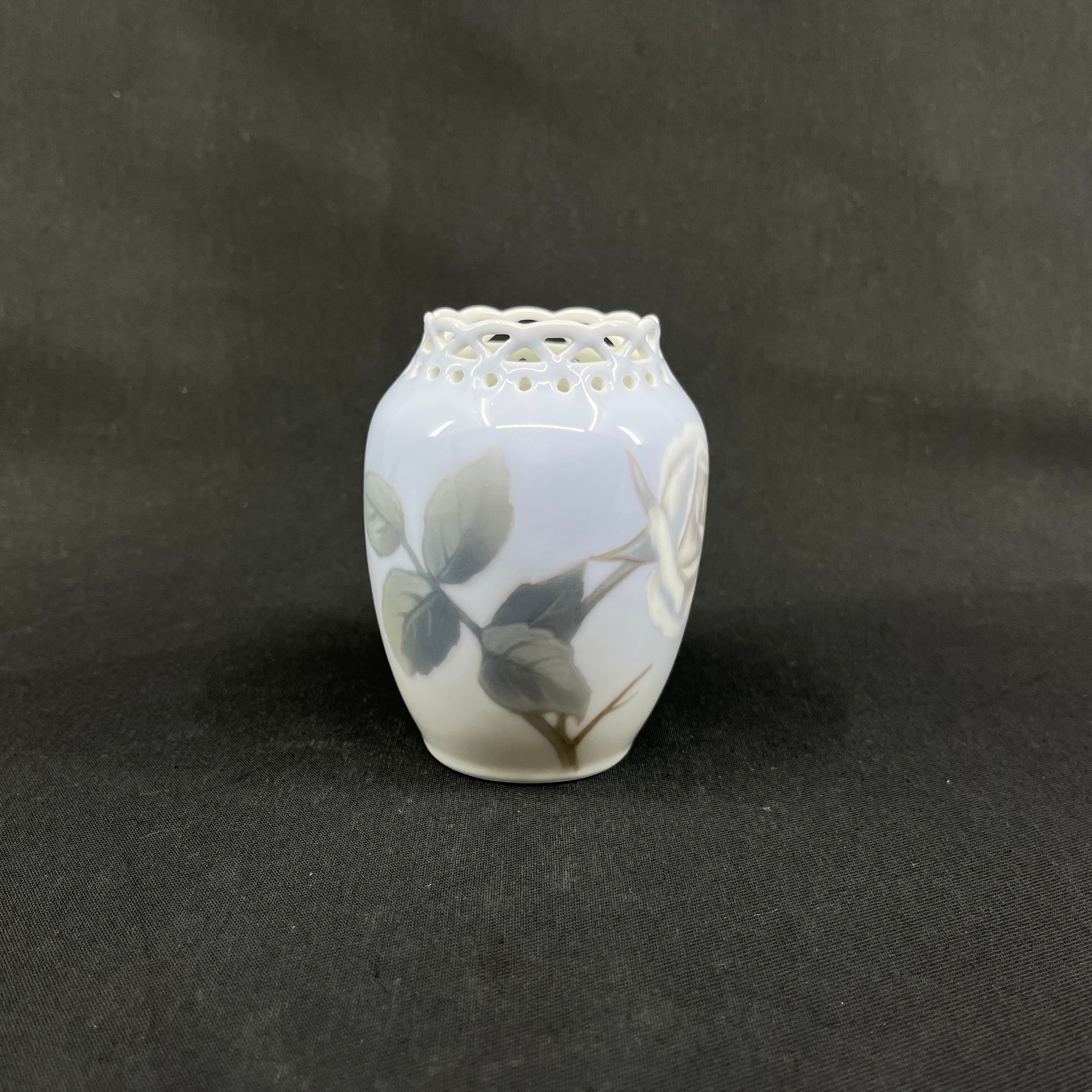 Sjælden lille vase fra Royal Copenhagen