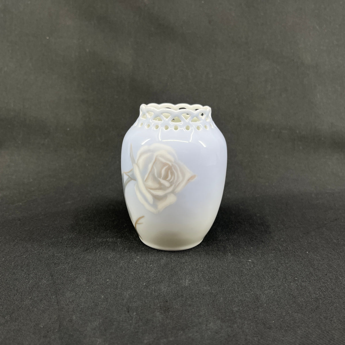 Sjælden lille vase fra Royal Copenhagen