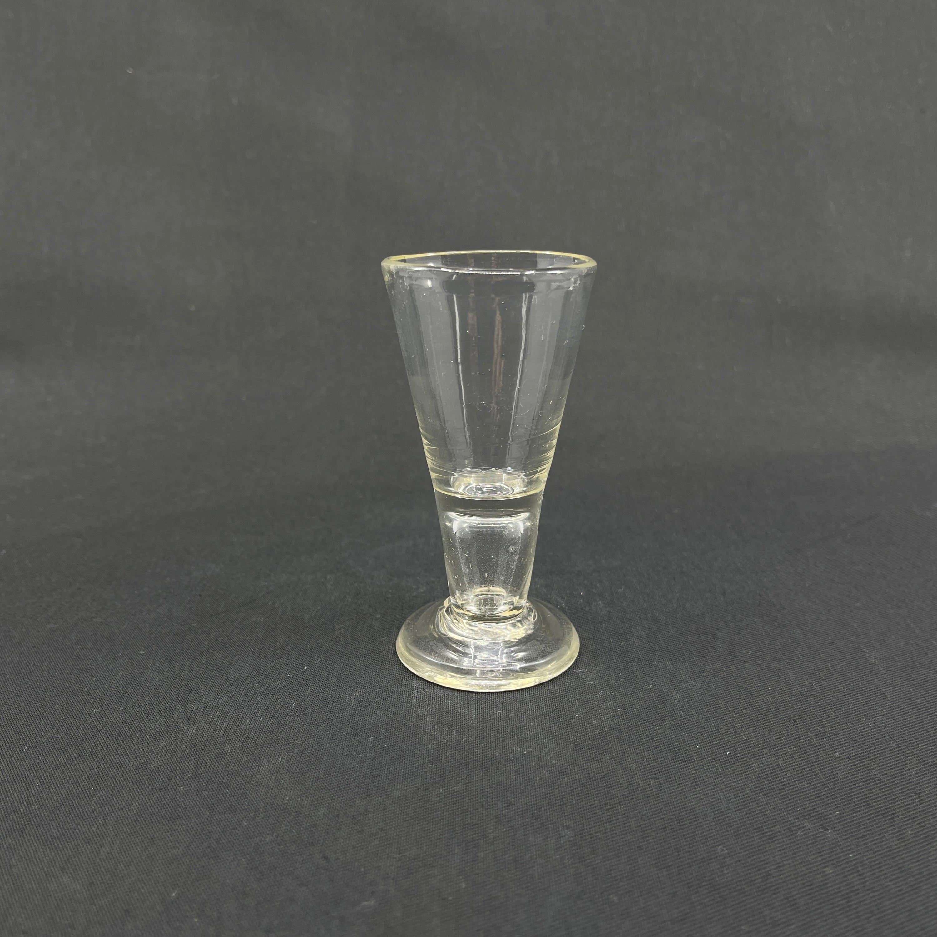 Frimurerglas med luftperle, 9,5 cm.