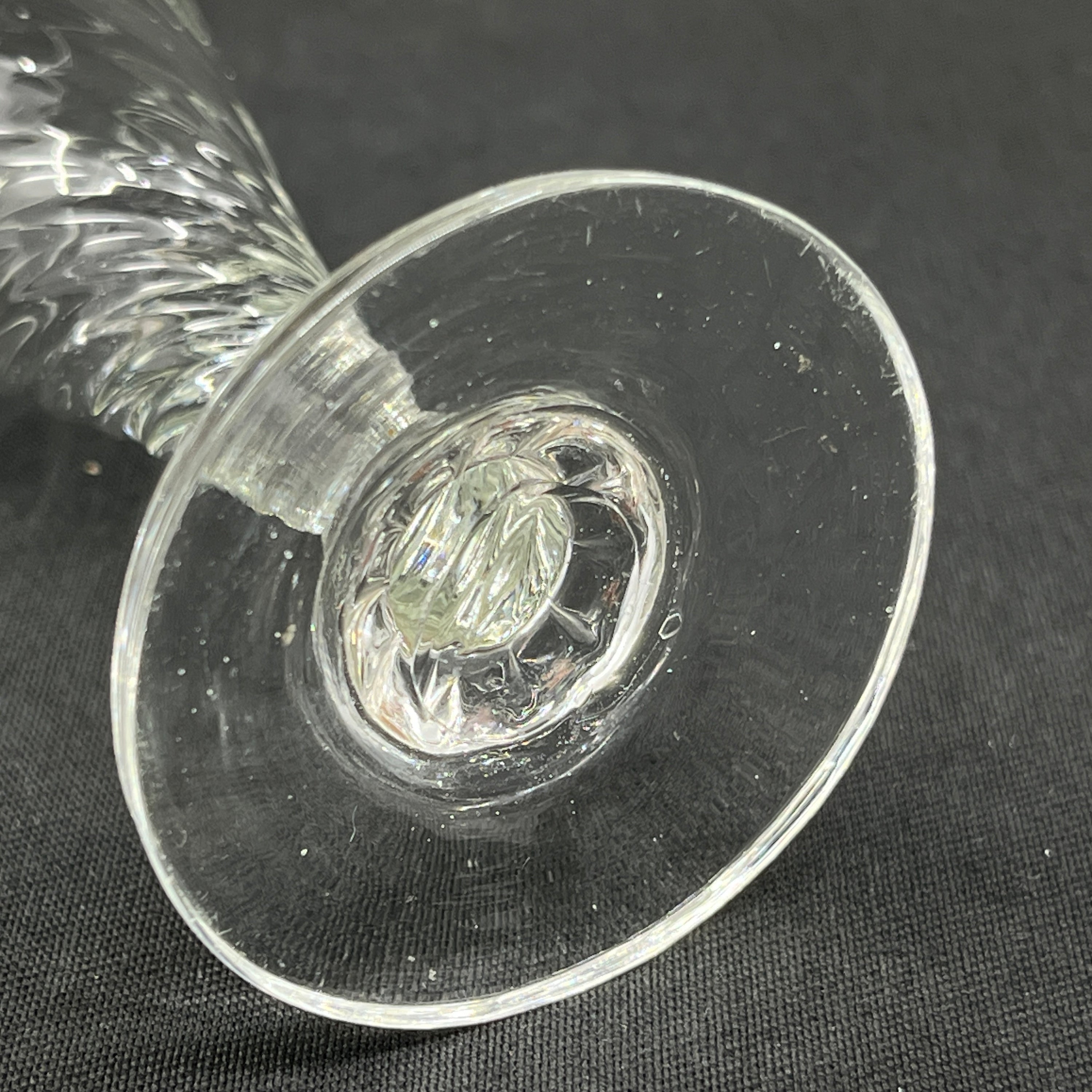 Holmegaard snapseglas variant af nr. 28