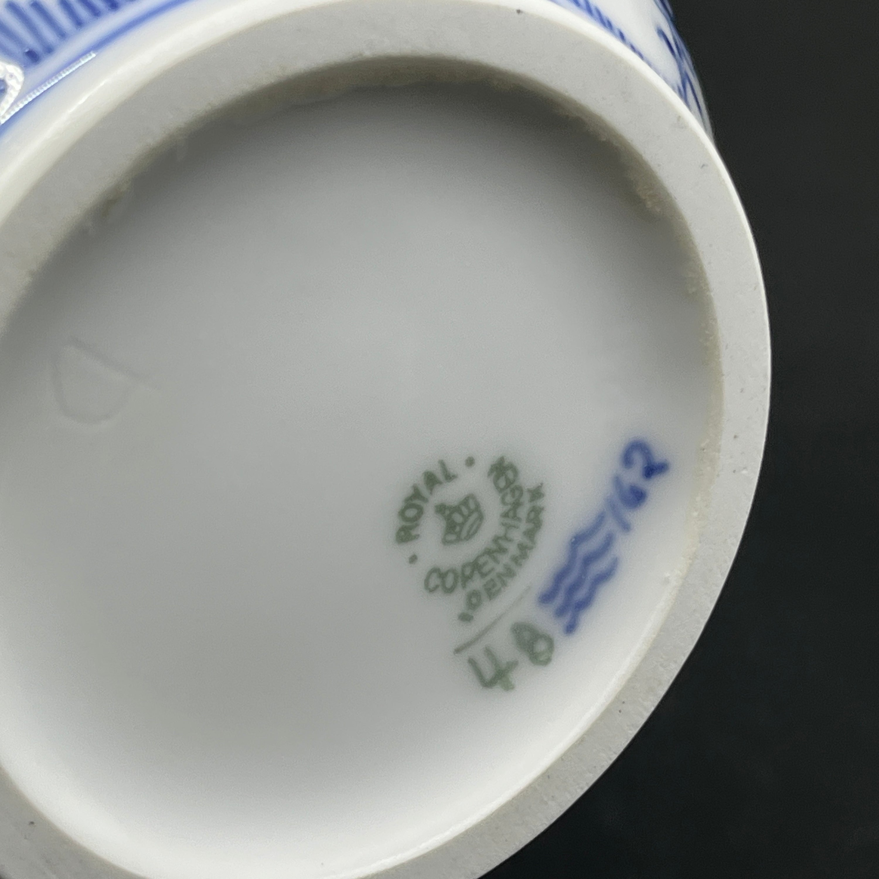 Musselmalet Riflet kaffekande, 1923-1928