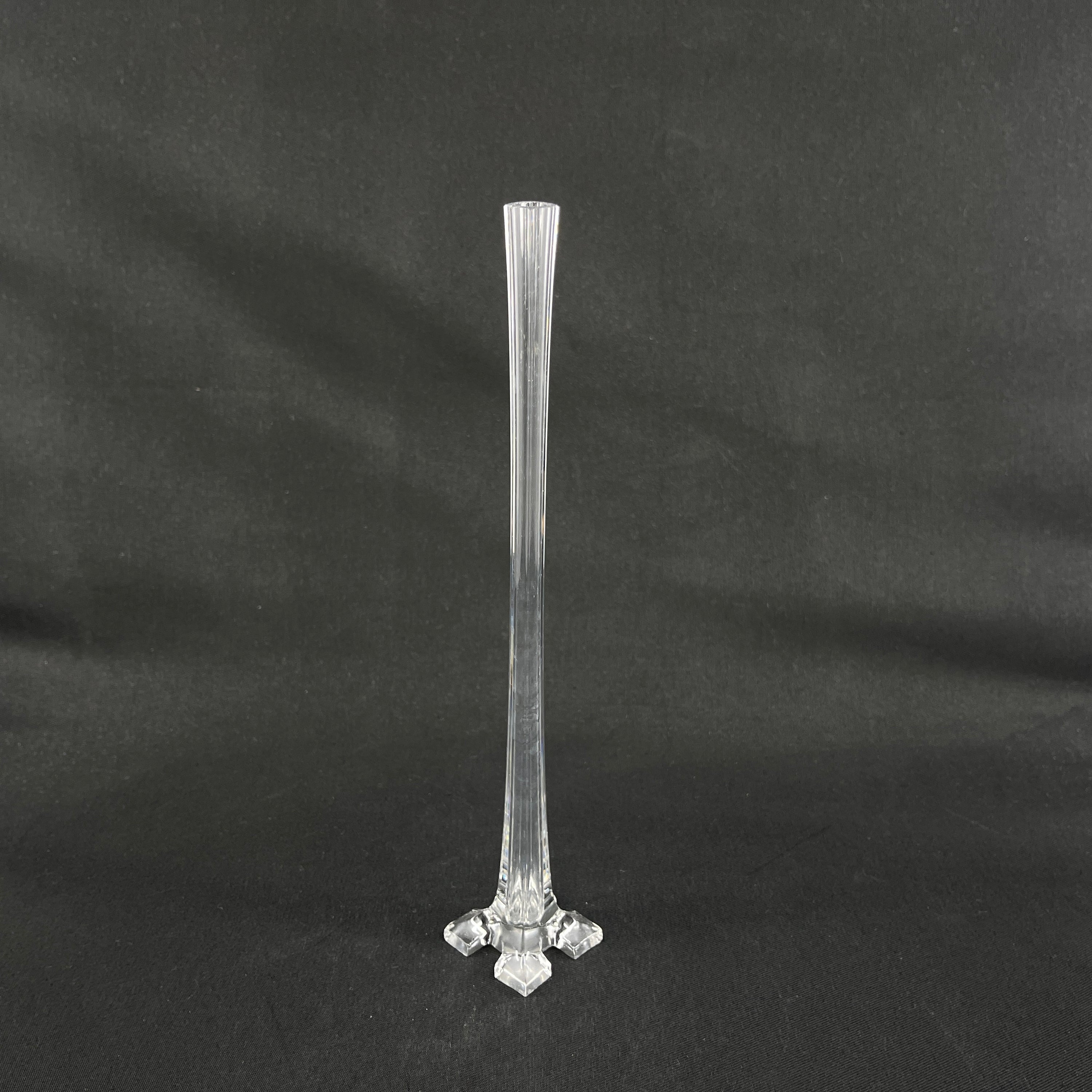 Miniature liljevase, 25,5 cm.