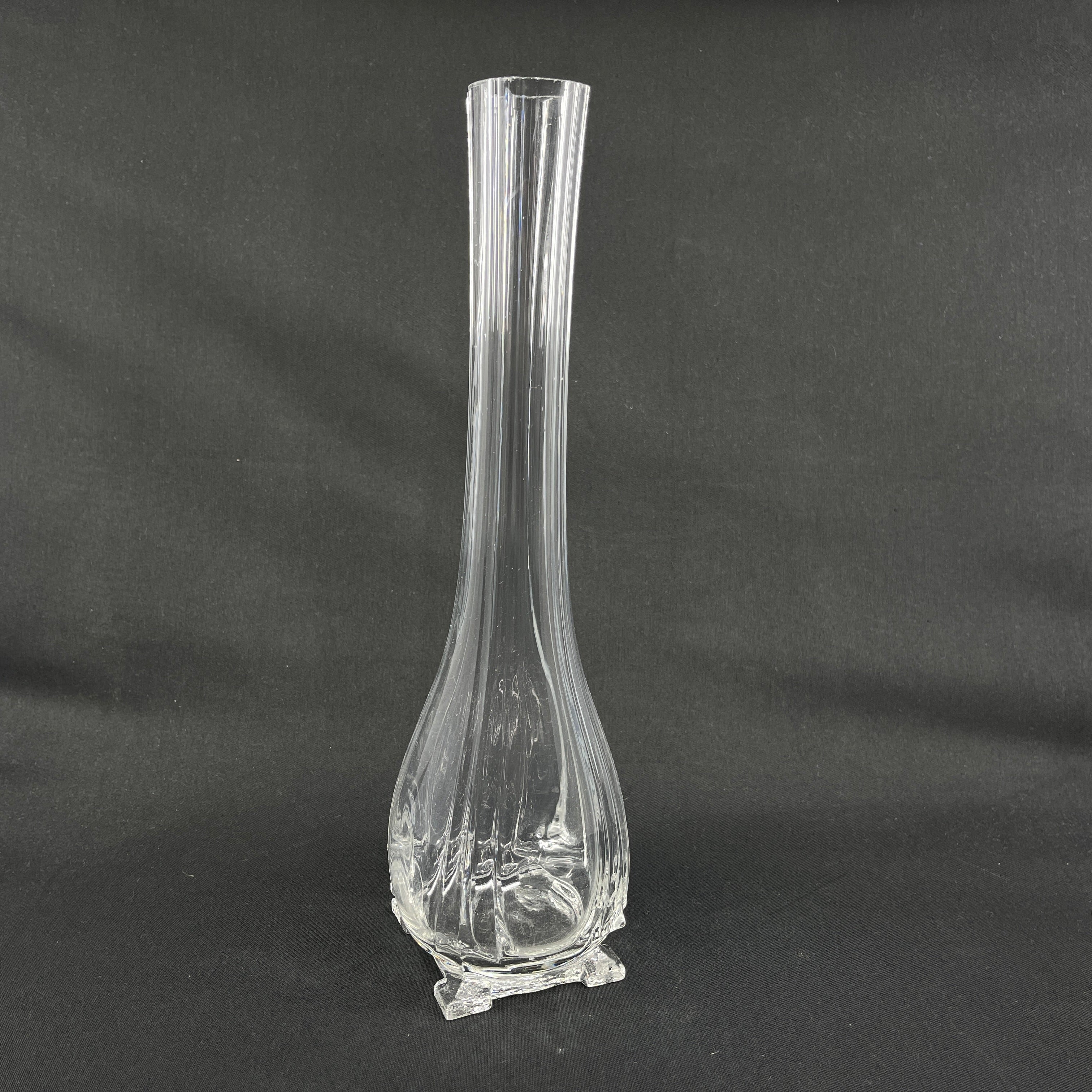 Flot dekoreret kolbevase fra 1920'erne, 31 cm.