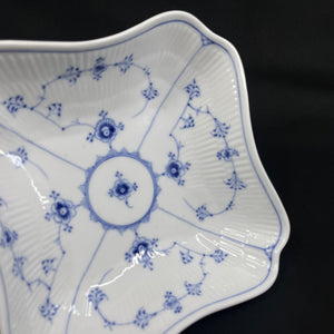 Blue Fluted Fluted Potato Bowl, 1/26, 1. assortment.