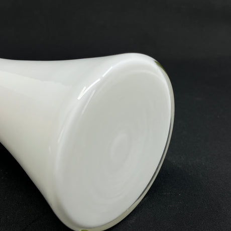 White Carnaby vase, 30 cm.