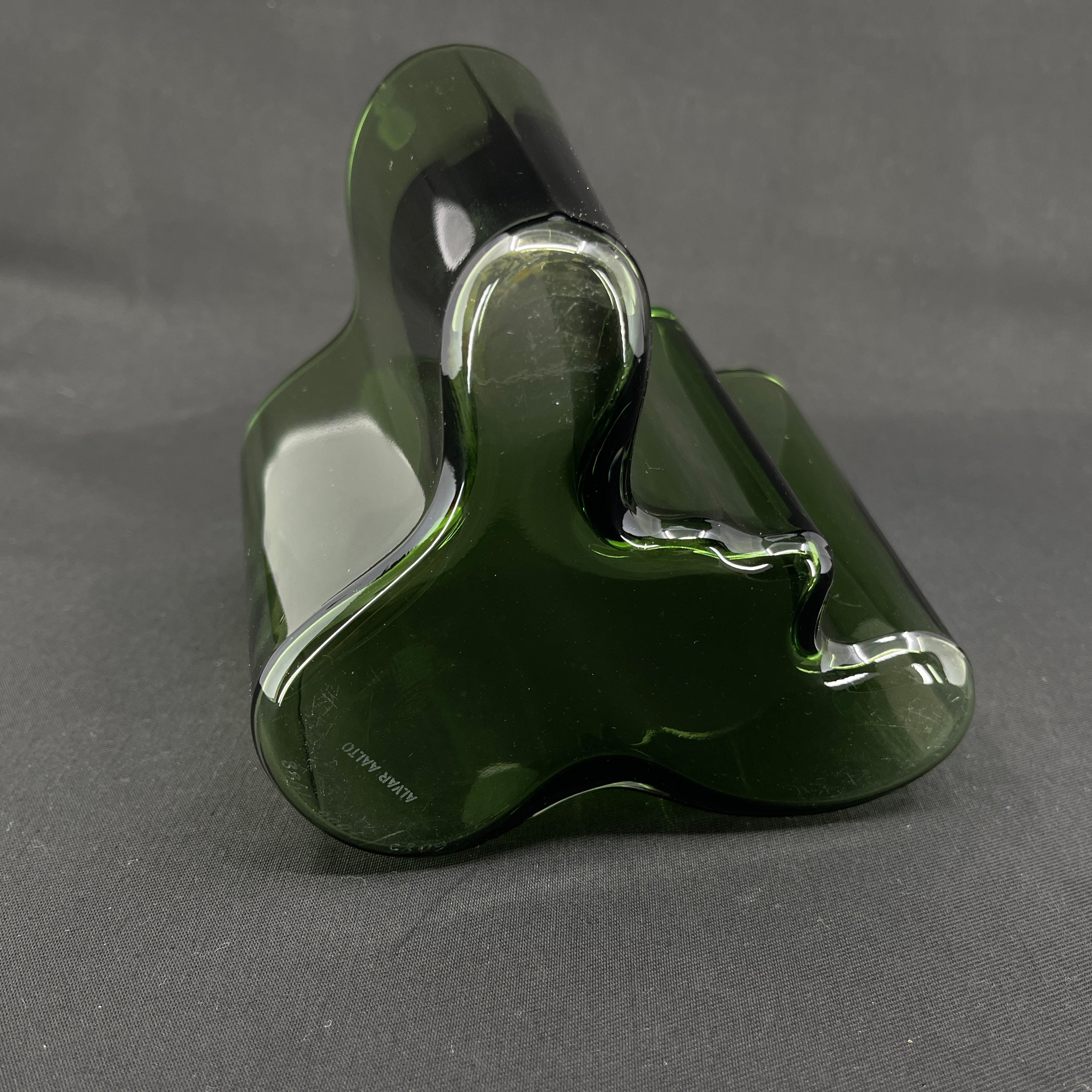Mosgrøn Alvar Aalto Savoy vase, 12 cm.