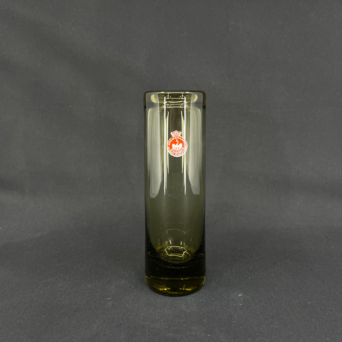 Olive cylinder vase, 17 cm.