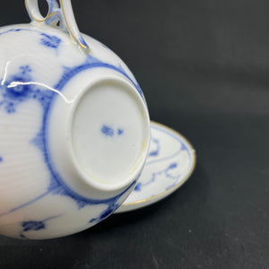 3 Large Blue Fluted Plain Teacup with Gold Rim with flaws