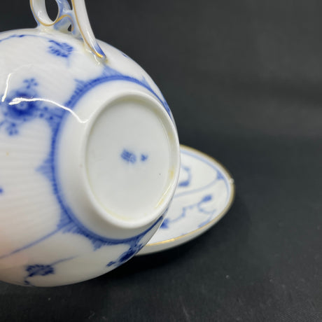 3 Large Blue Fluted Plain Teacup with Gold Rim with flaws