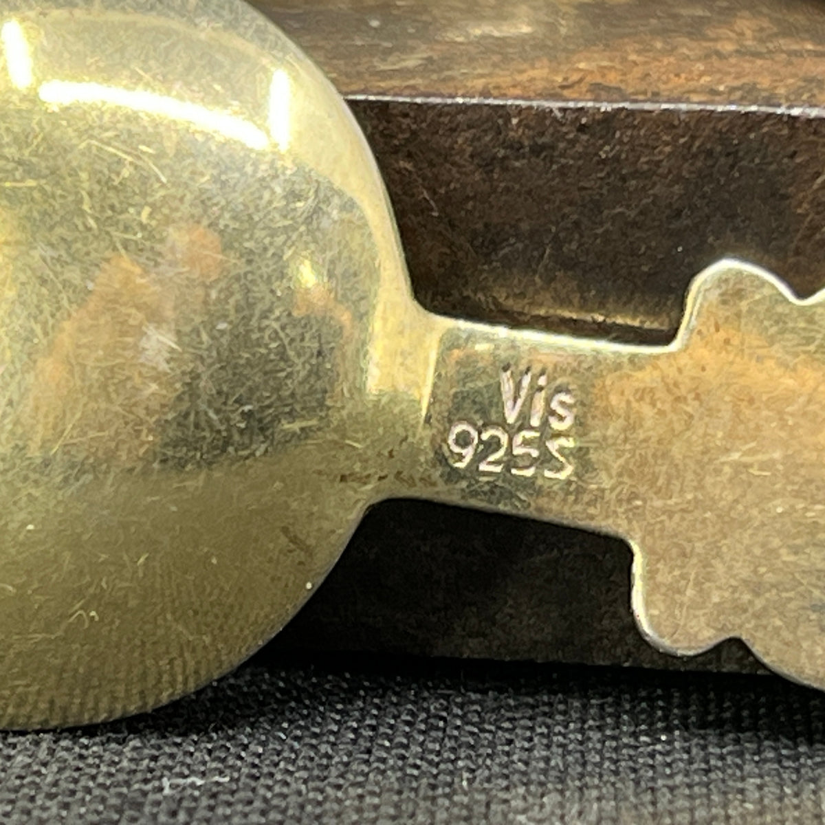 A pair of salt spoons - The Danish national coat of arms