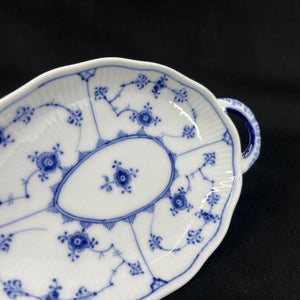 Rare Blue Fluted Fluted Dish, 1/152