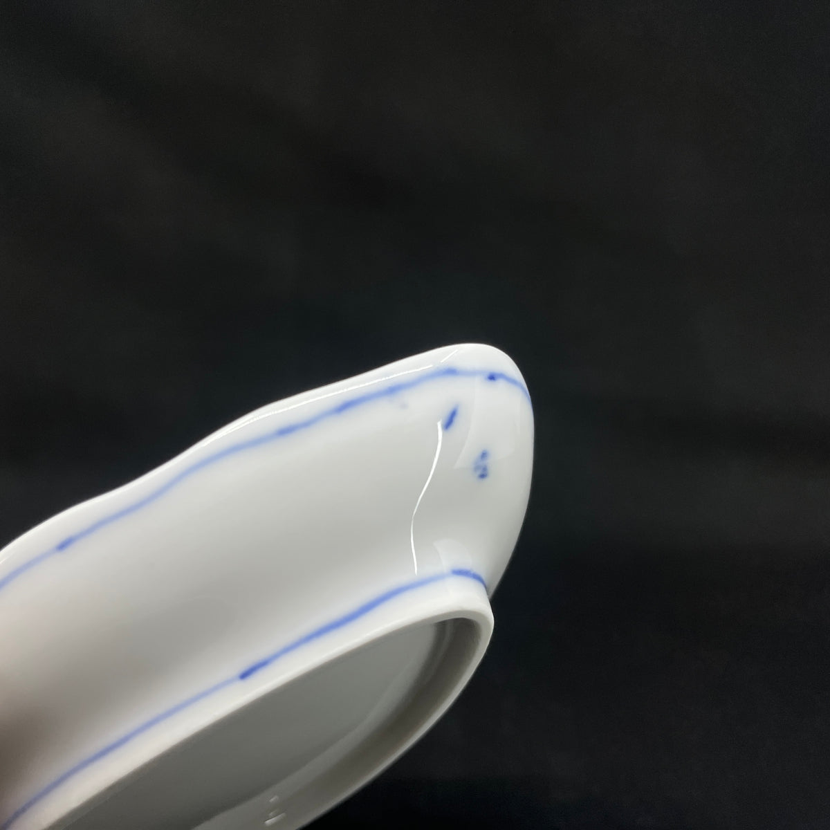 Rare Blue Fluted Fluted Dish, 1/152