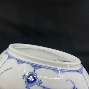Blue Fluted Fluted oval tureen, 1/432