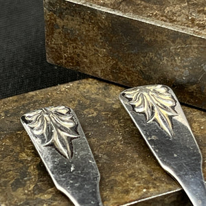A pair of salt spoons - Danish from the early 1800s