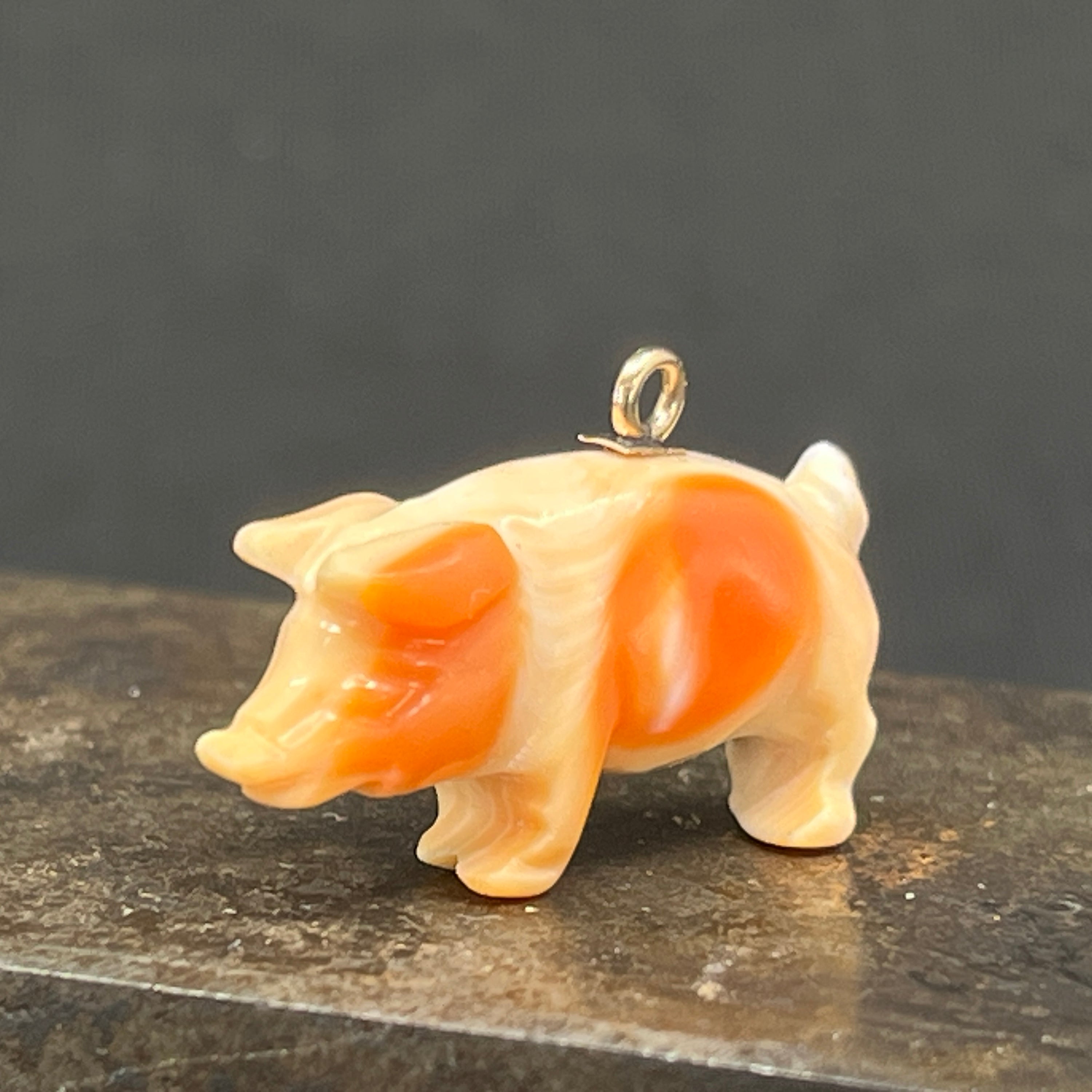 Vedhæng i sten - Miniature gris