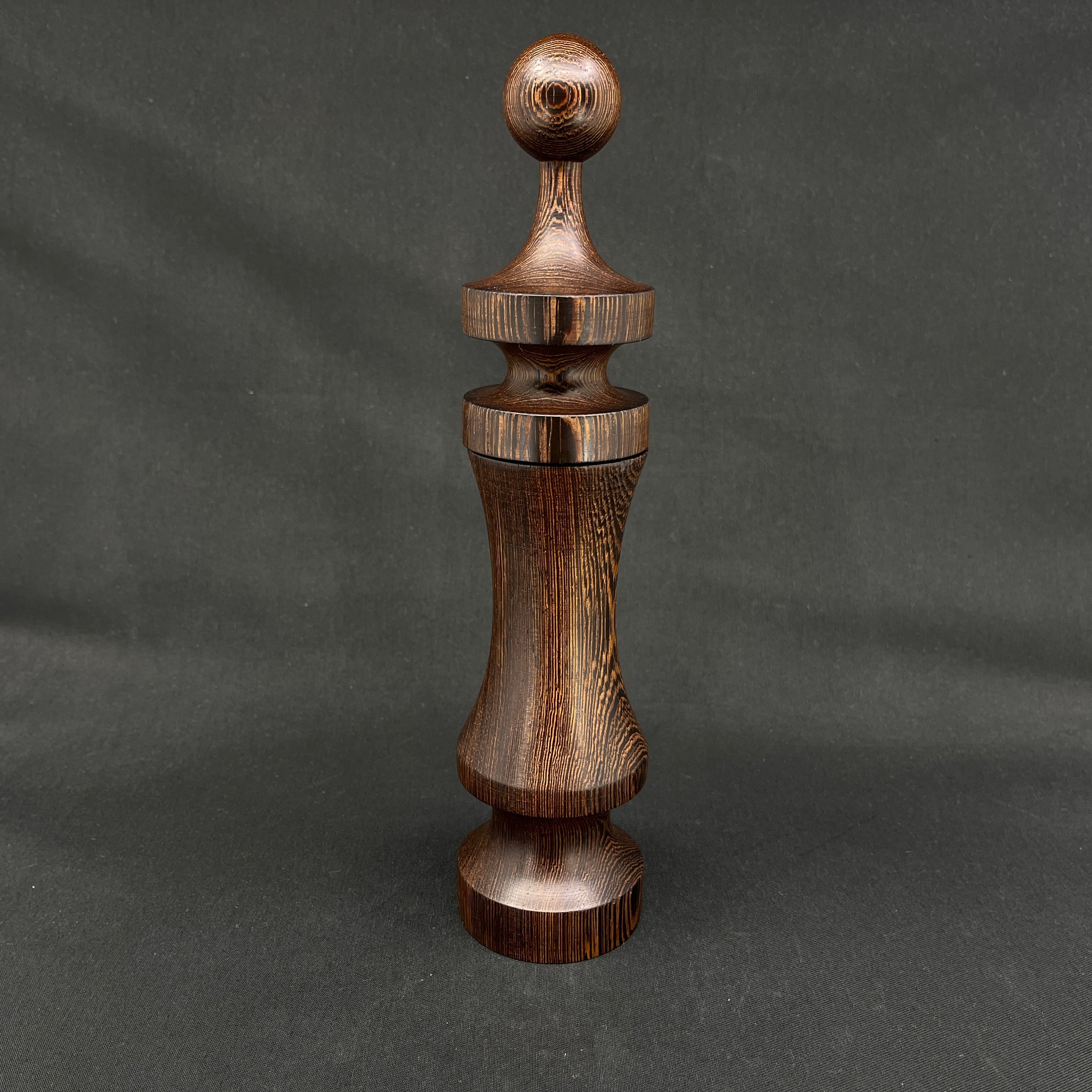 Laurids Lønborg peberkværn i wenge, 28 cm.