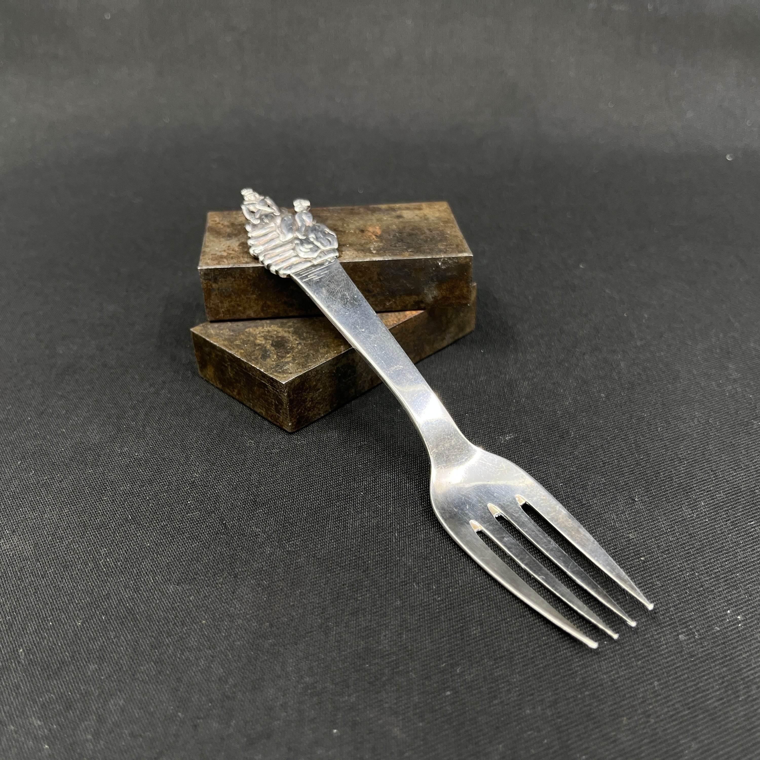 Children's fork with the Princess on the Pea