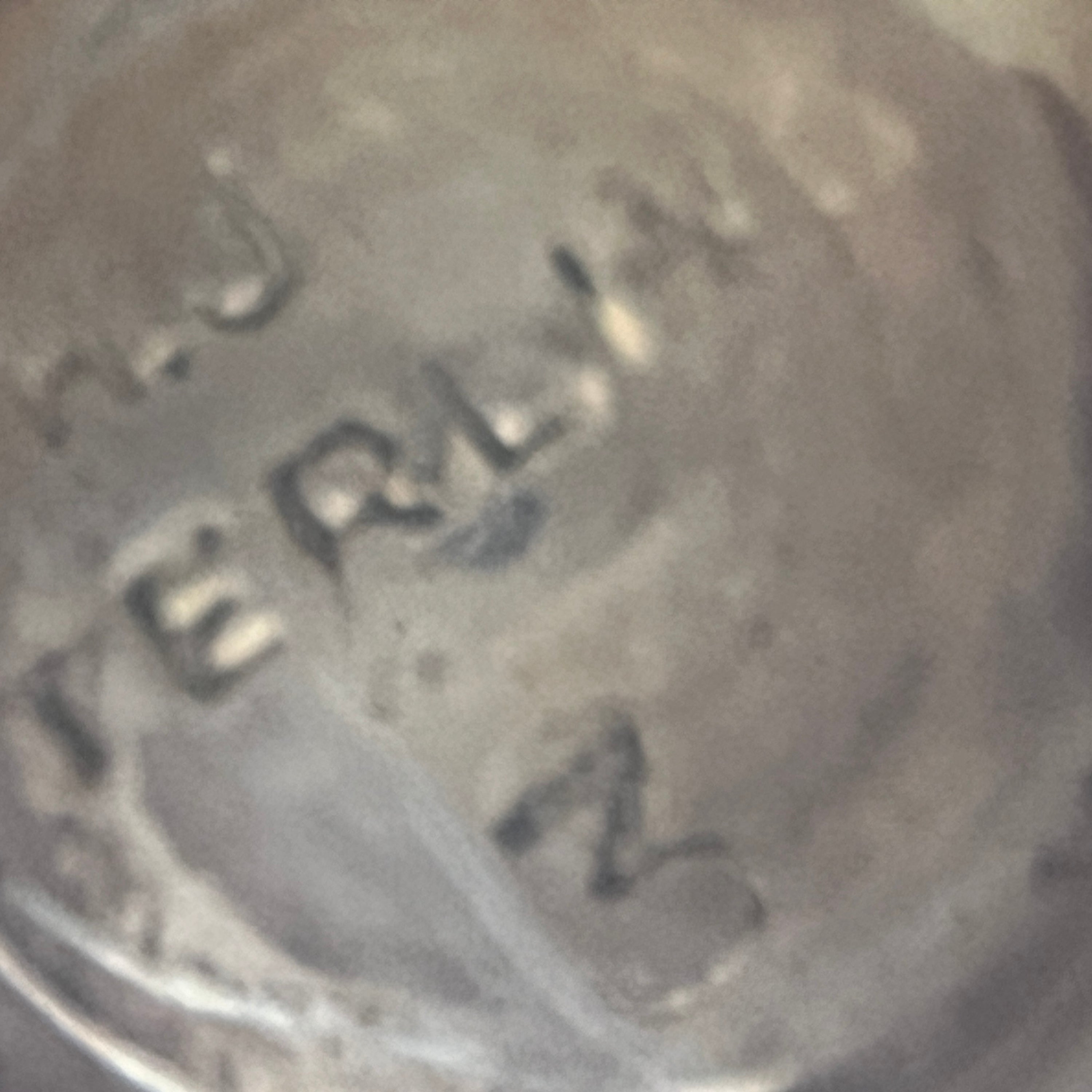 Fingerbøl i sølv med sten - røde nuancer