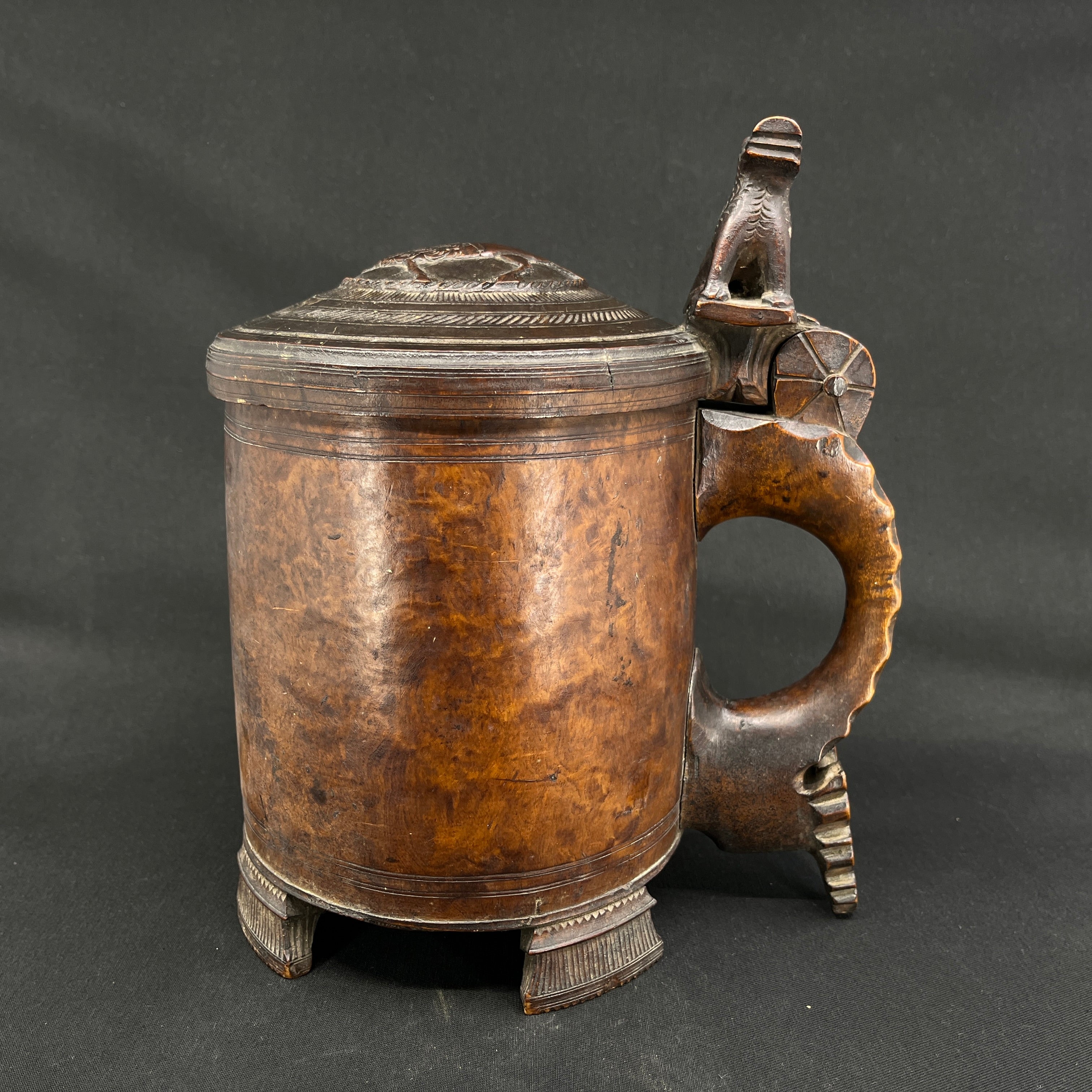 Norsk ølkrus i birketræ fra 1770'erne, 25 cm.