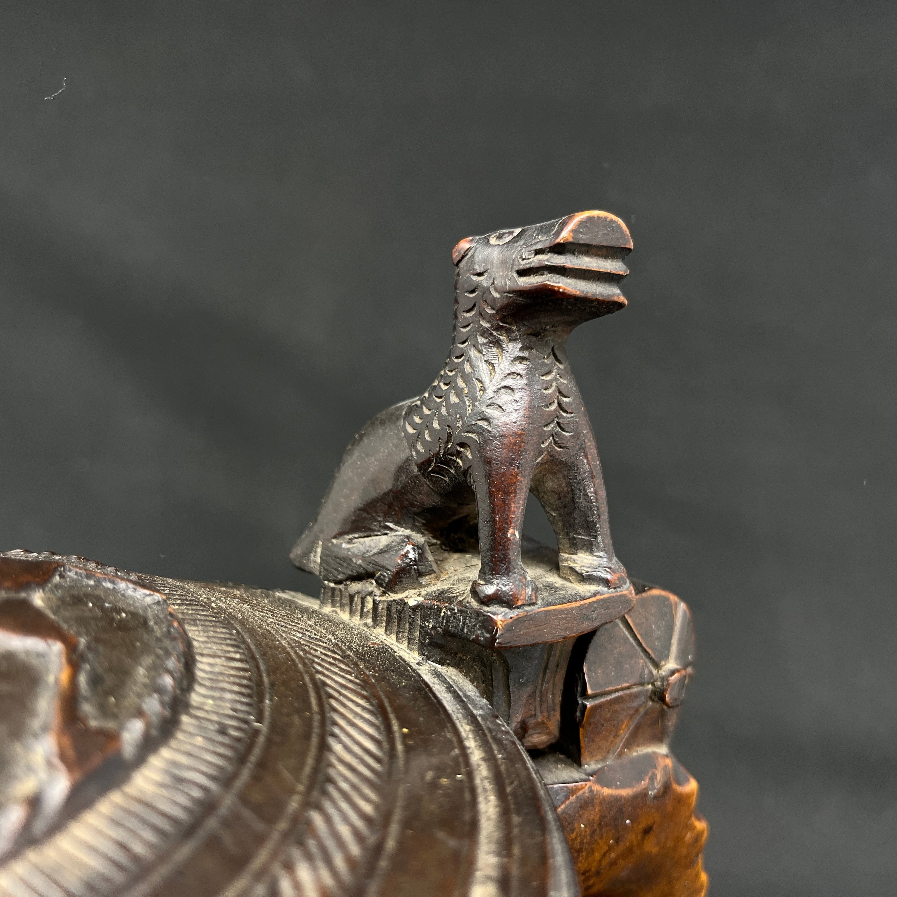 Norsk ølkrus i birketræ fra 1770'erne, 25 cm.