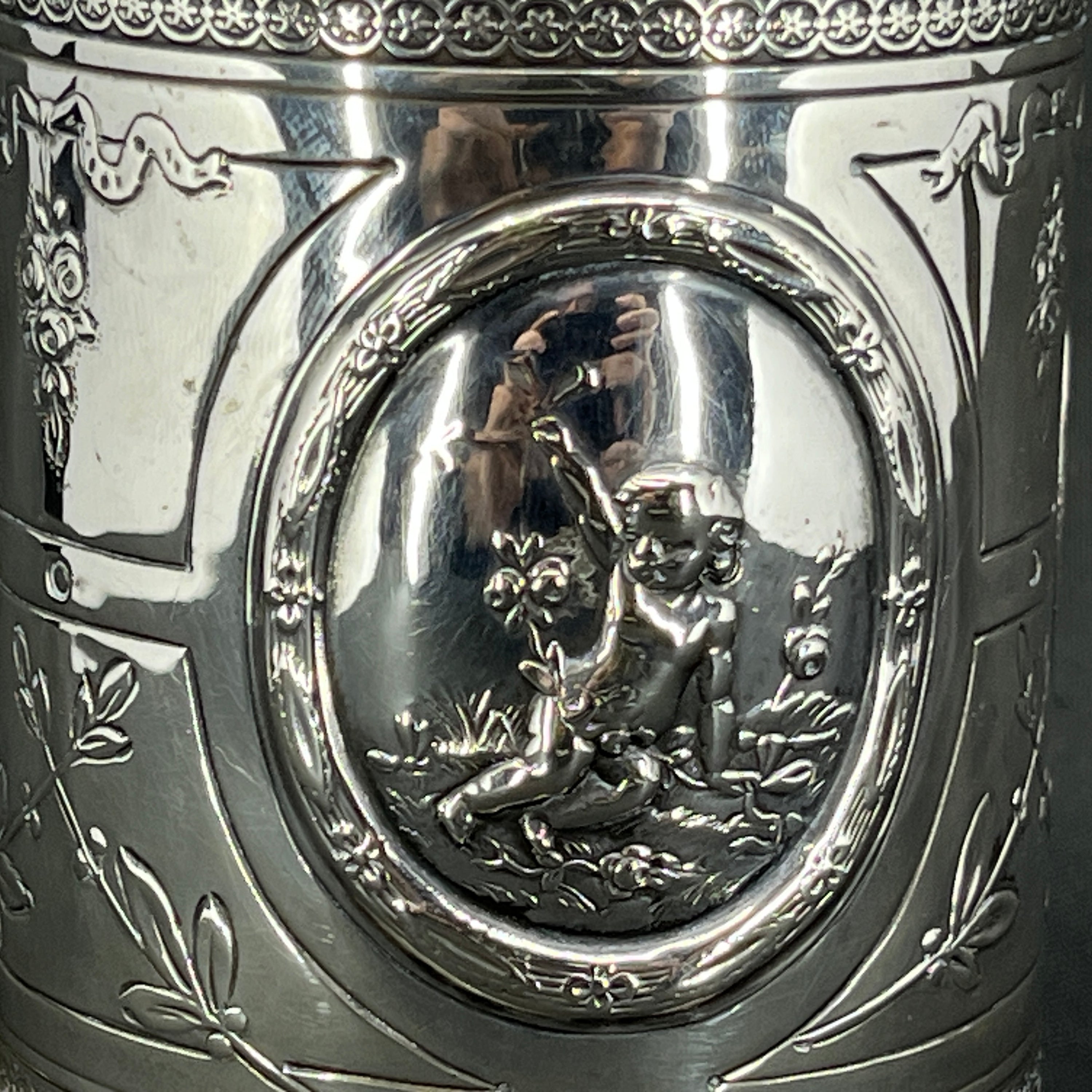 Fransk tedåse i sølv fra 1880'erne