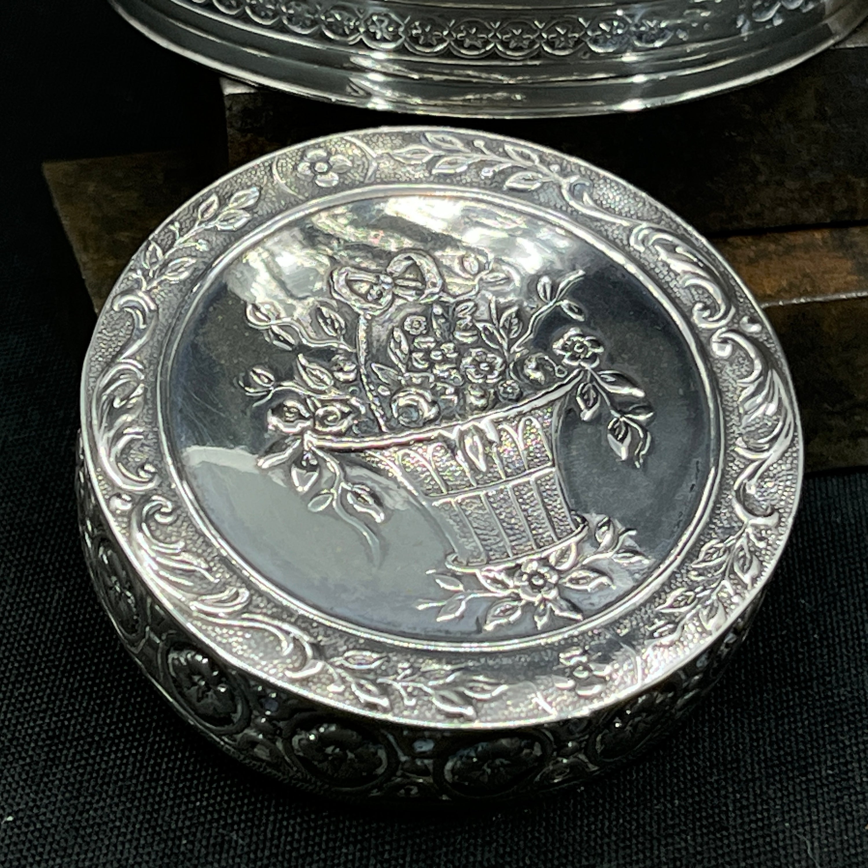 Fransk tedåse i sølv fra 1880'erne