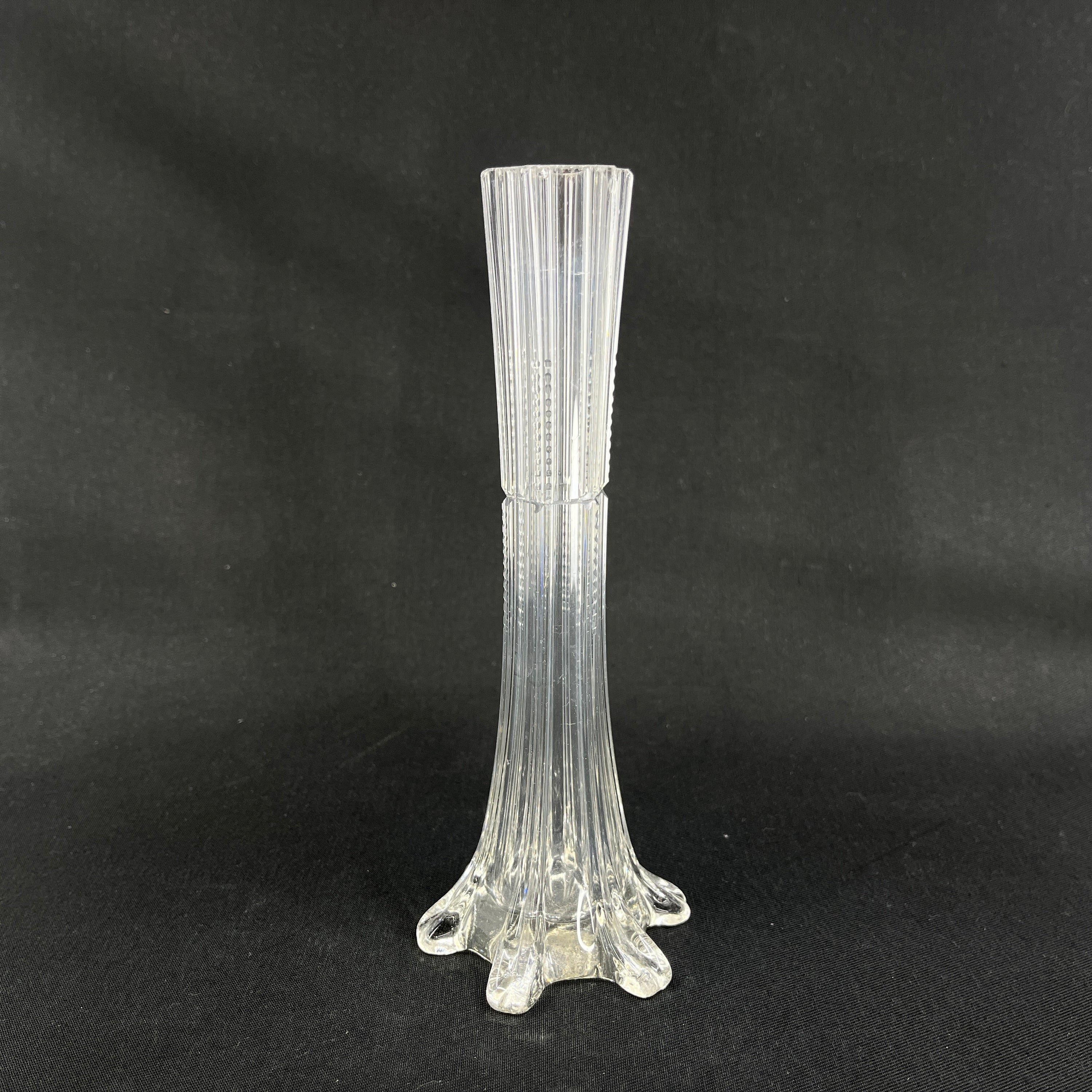 Beautiful polished lily vase from the 1920s, 19 cm.