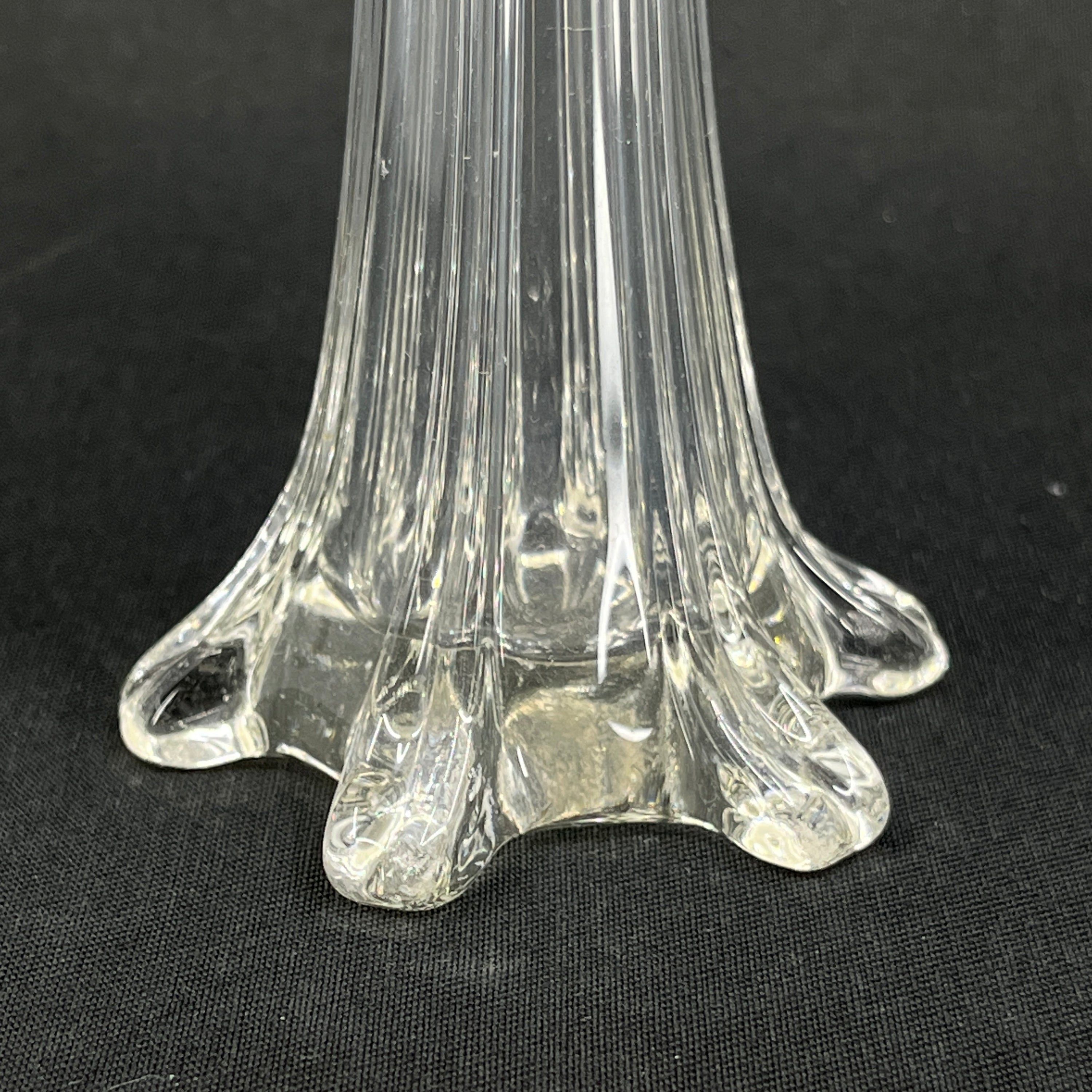 Beautiful polished lily vase from the 1920s, 19 cm.