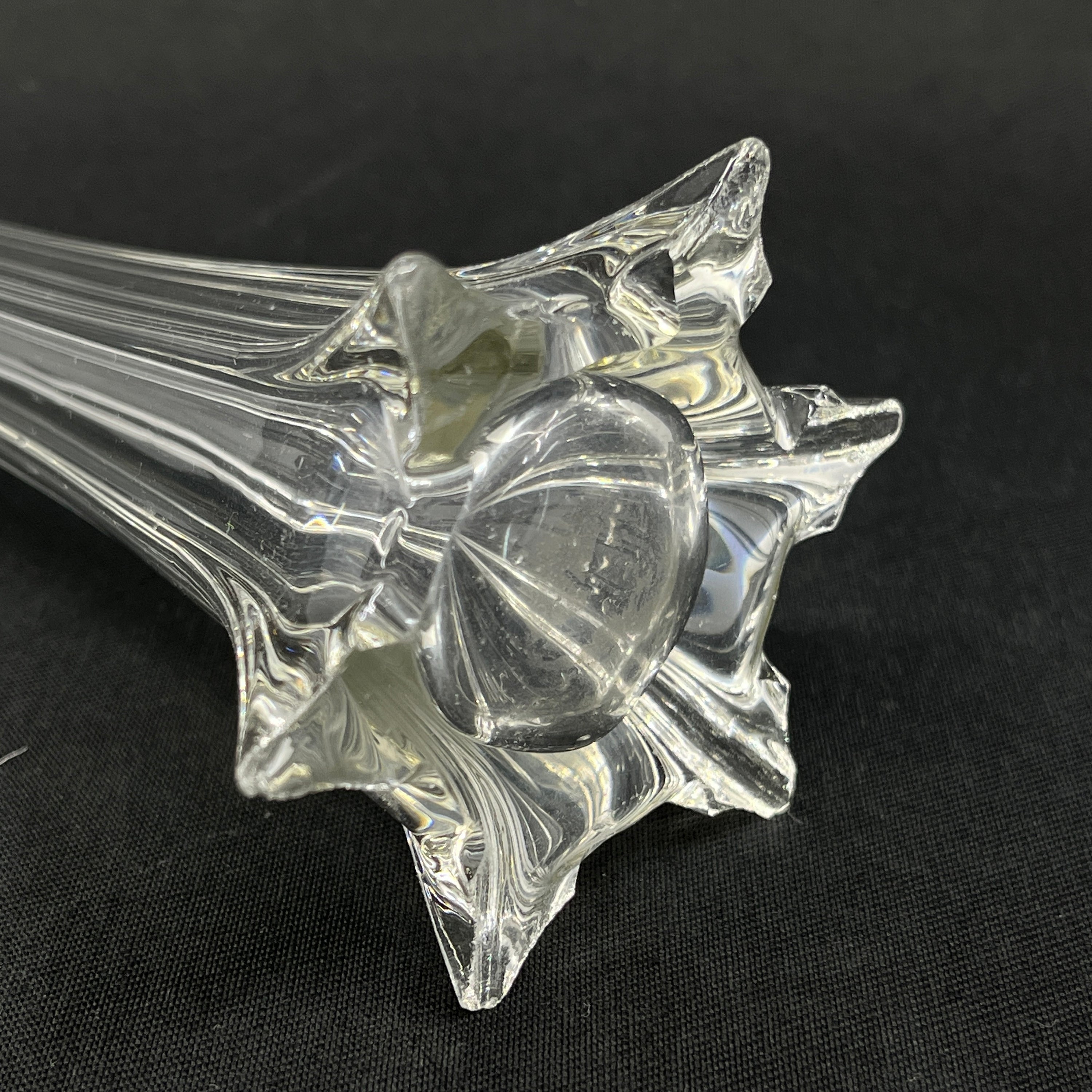 Beautiful polished lily vase from the 1920s, 19 cm.