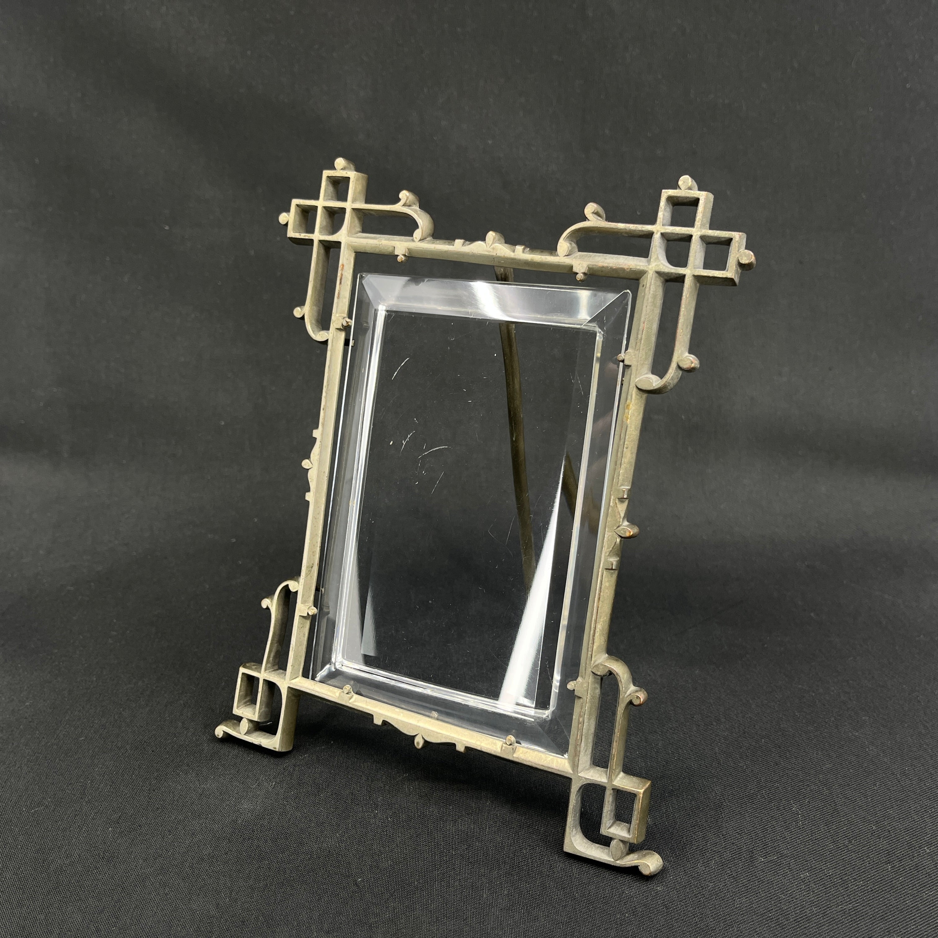 Beautiful picture frame from the 1910s with thick glass