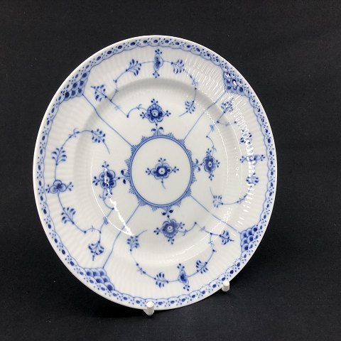 Blue Fluted Half Lace lunch plate, 22.5 cm.