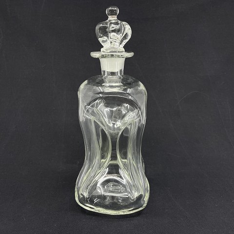 Kluk decanter from Holmegaard with a crown stopper
