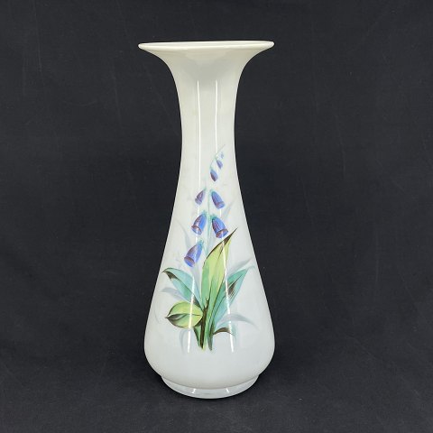 Vase in painted opal glass