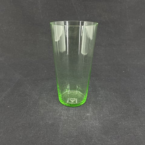 Urangrønt sodavandsglas fra Holmegaard
